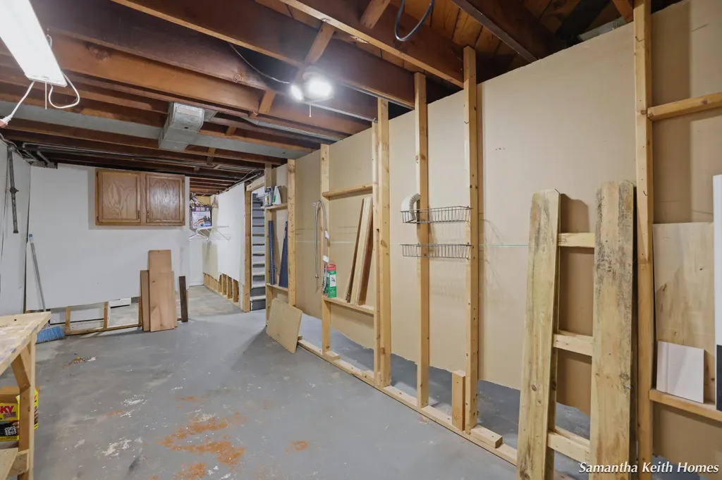 146 Alten Avenue NE Grand Rapids City MI 49503