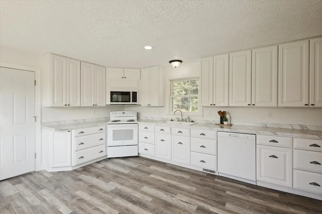 3441 Townline Road Unknown City MI 48629