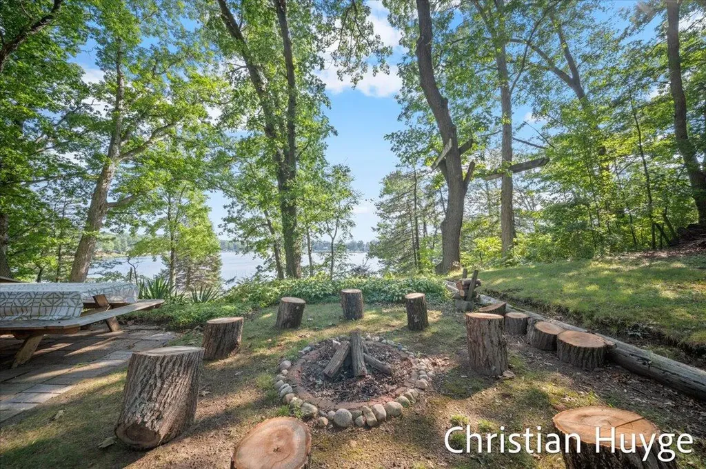 8818 E 128th Street Ensley Township MI 49343