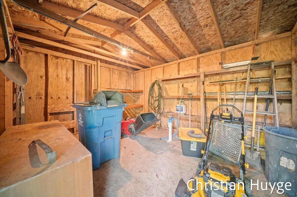 8818 E 128th Street Ensley Township MI 49343