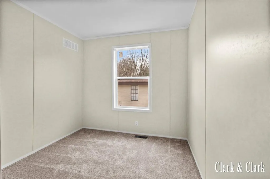 6900 Knottypine Street NE Plainfield Charter Township MI 49341