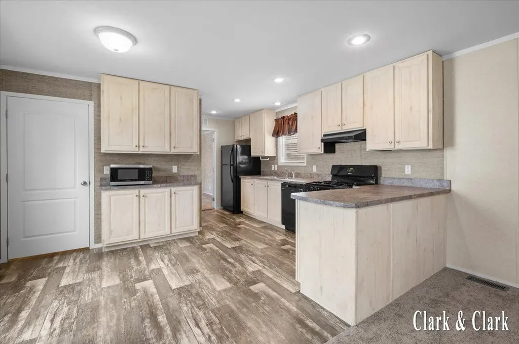 6900 Knottypine Street NE Plainfield Charter Township MI 49341