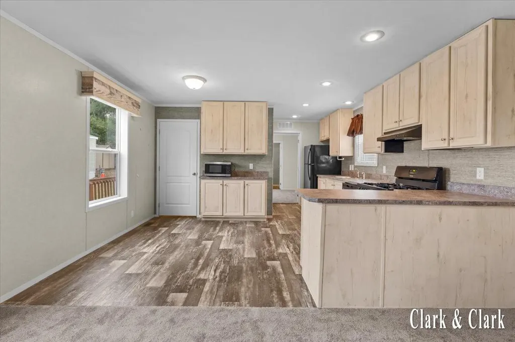 6900 Knottypine Street NE Plainfield Charter Township MI 49341