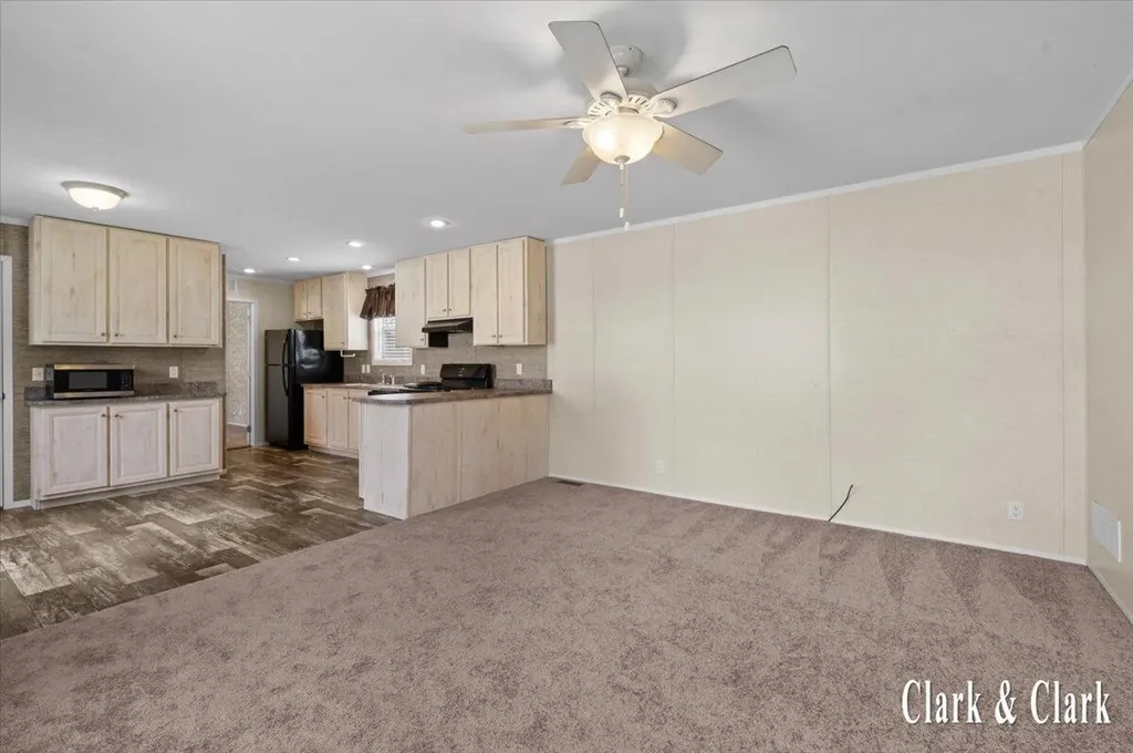 6900 Knottypine Street NE Plainfield Charter Township MI 49341