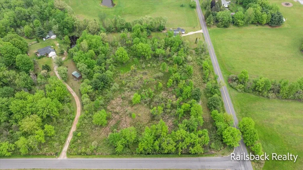 14700 Hanna Avenue NE Solon Township MI 49319