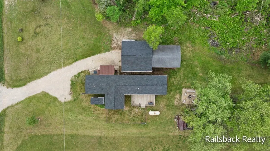 14700 Hanna Avenue NE Solon Township MI 49319