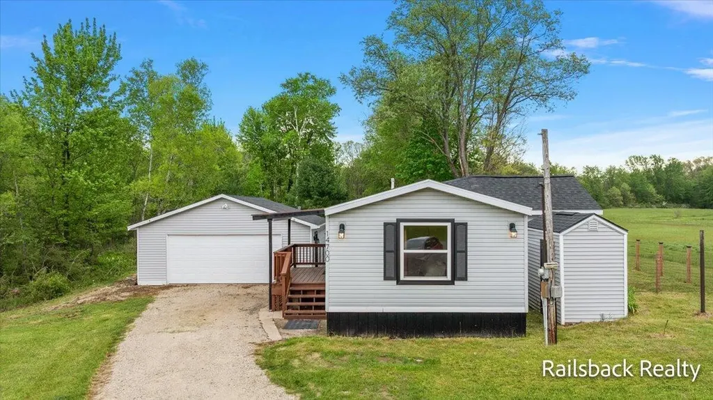14700 Hanna Avenue NE Solon Township MI 49319