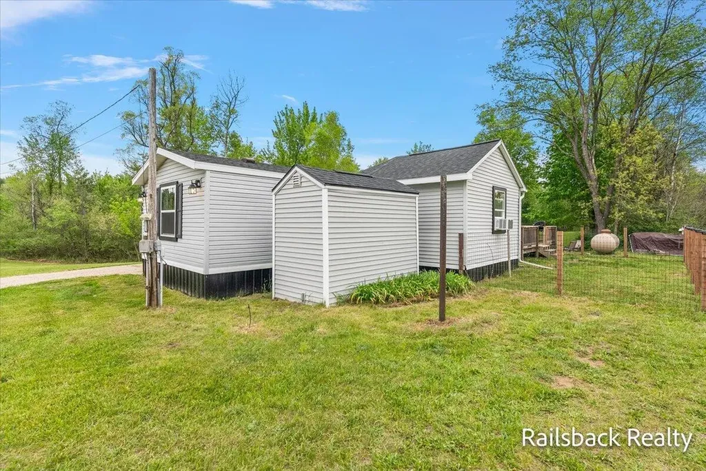 14700 Hanna Avenue NE Solon Township MI 49319