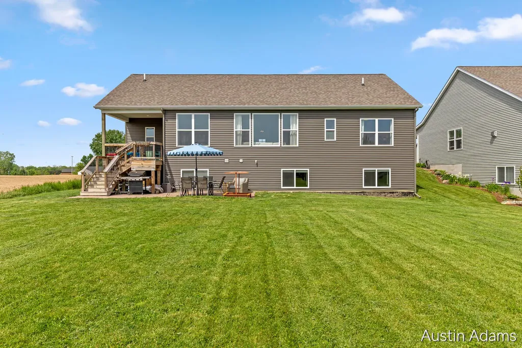 204 Ira Spring Road Holland Charter Township MI 49423