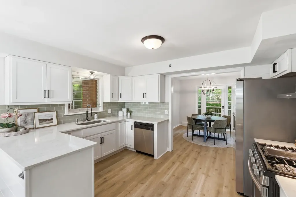 1905 Millbank Street SE Grand Rapids City MI 49508