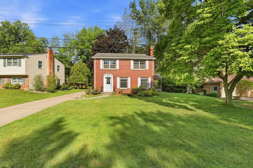 1905 Millbank Street SE Grand Rapids City MI 49508