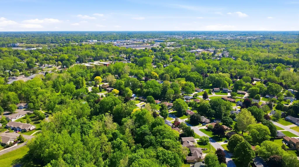 1905 Millbank Street SE Grand Rapids City MI 49508