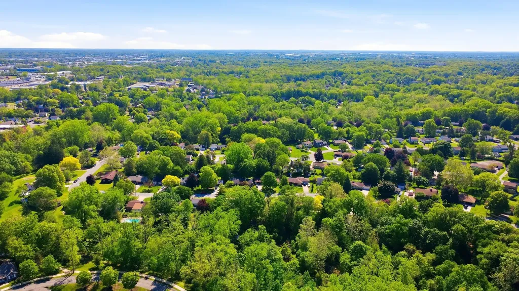 1905 Millbank Street SE Grand Rapids City MI 49508