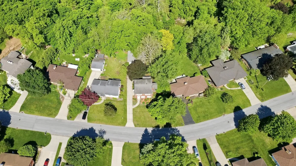 1905 Millbank Street SE Grand Rapids City MI 49508