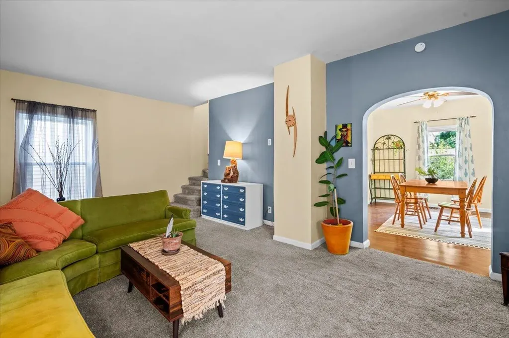 130 Palmer Street NE Grand Rapids City MI 49505