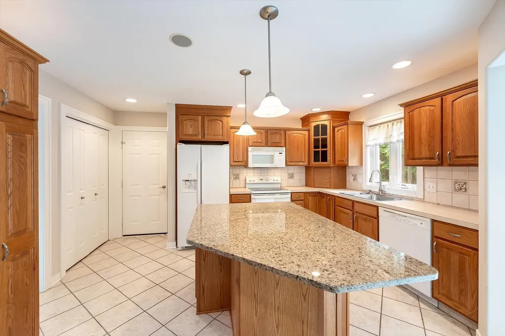 2510 Thoreau Court NE Plainfield Charter Township MI 49525
