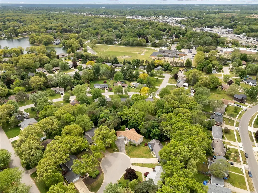 2510 Thoreau Court NE Plainfield Charter Township MI 49525