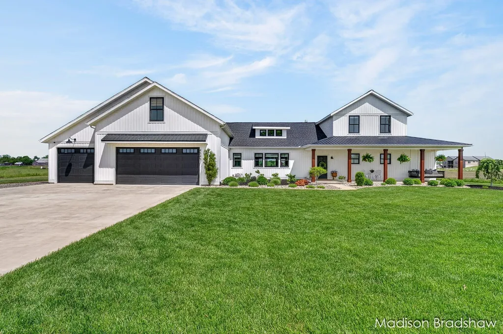 4545 Bliss Street Allendale Charter Township MI 49401