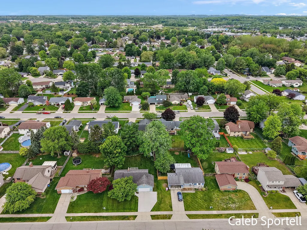 4530 Blackfoot Drive SW Grandville City MI 49418