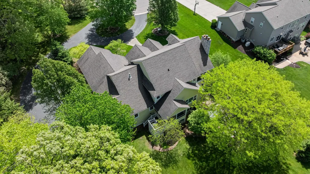 2405 Orchid Court SE Cascade Charter Township MI 49301