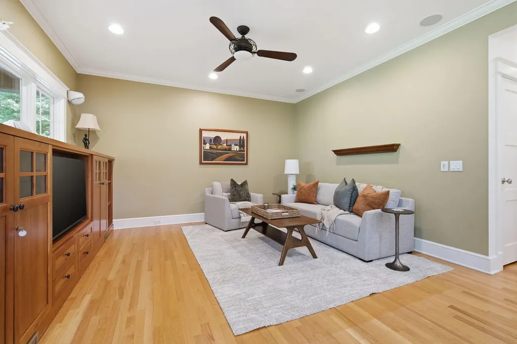 2405 Orchid Court SE Cascade Charter Township MI 49301