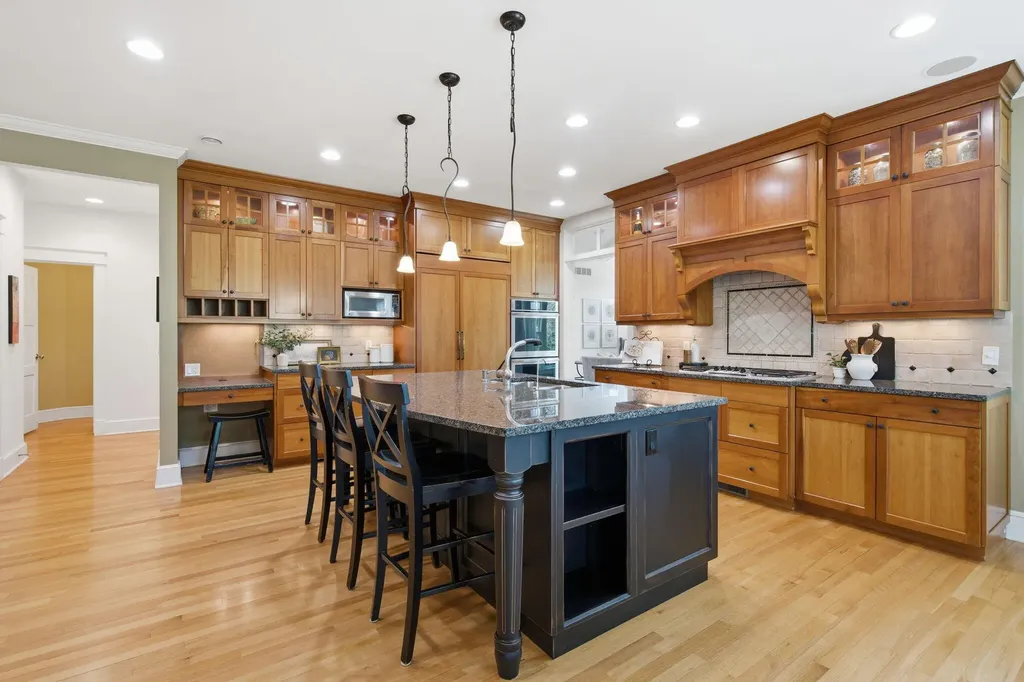 2405 Orchid Court SE Cascade Charter Township MI 49301