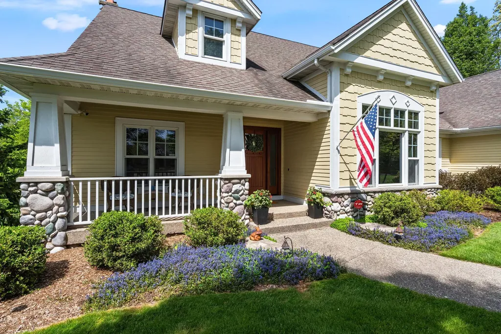 2405 Orchid Court SE Cascade Charter Township MI 49301