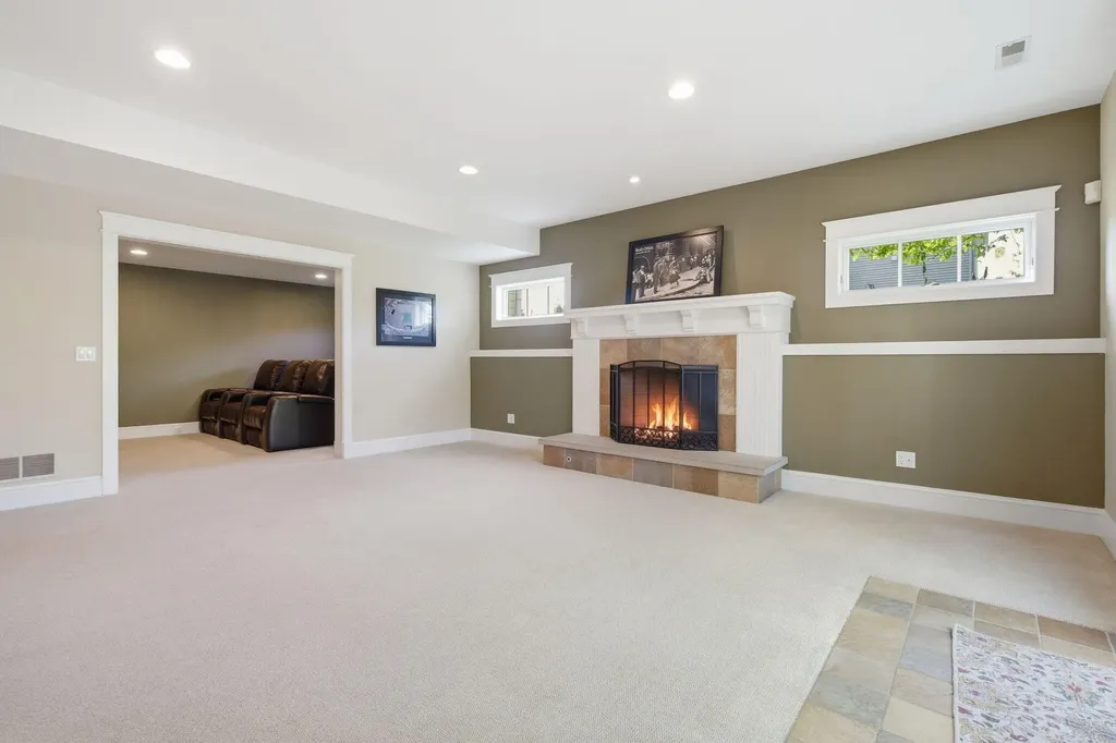 2405 Orchid Court SE Cascade Charter Township MI 49301