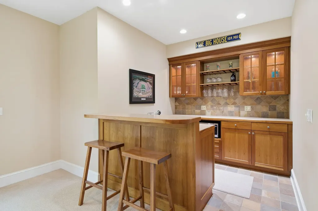 2405 Orchid Court SE Cascade Charter Township MI 49301