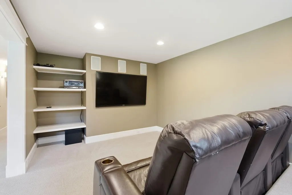 2405 Orchid Court SE Cascade Charter Township MI 49301