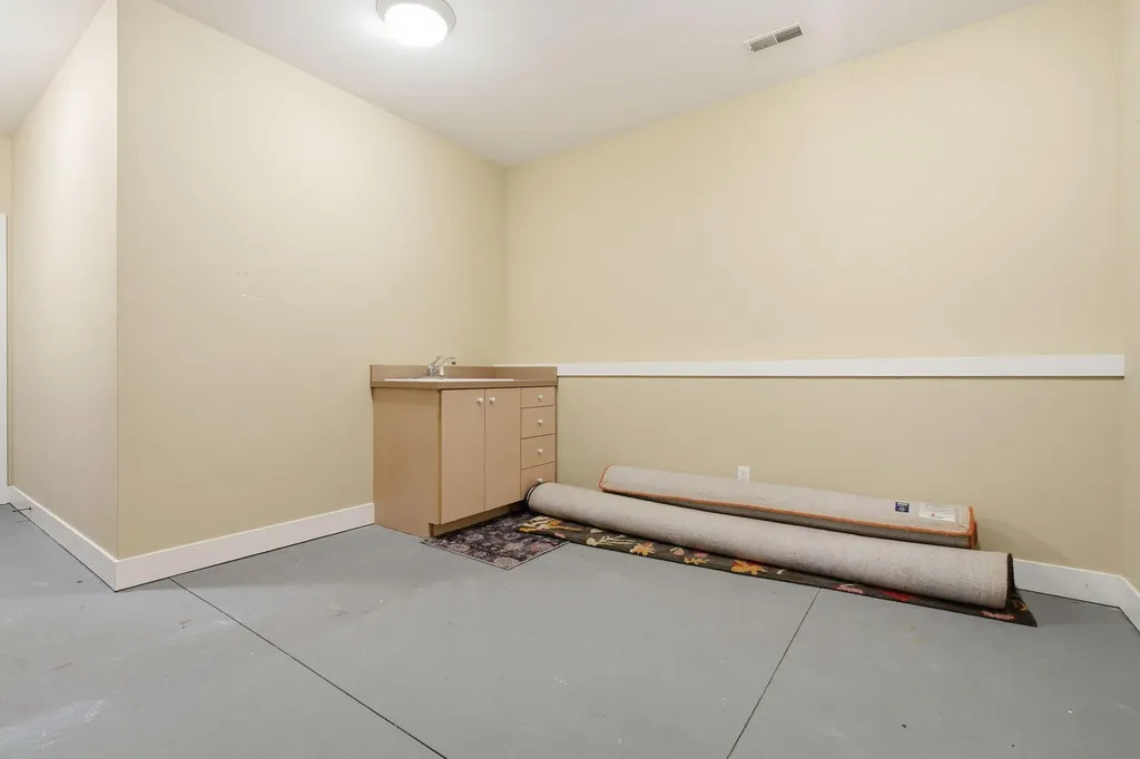 2405 Orchid Court SE Cascade Charter Township MI 49301