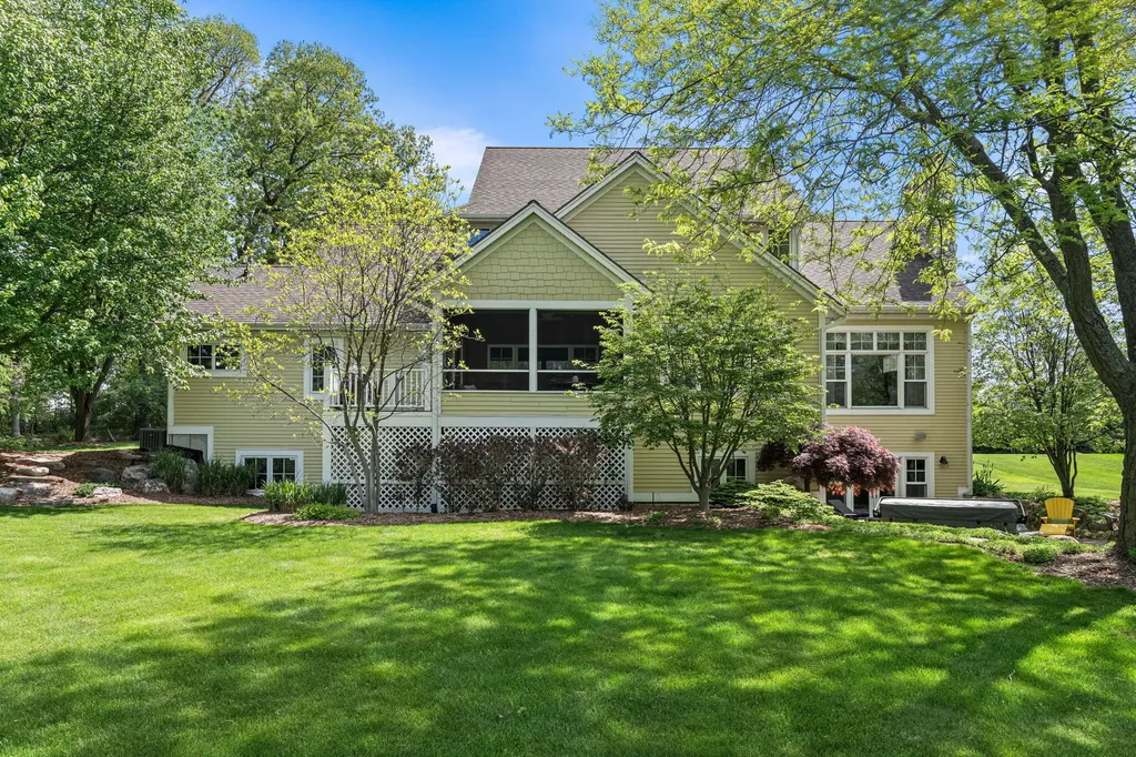 2405 Orchid Court SE Cascade Charter Township MI 49301