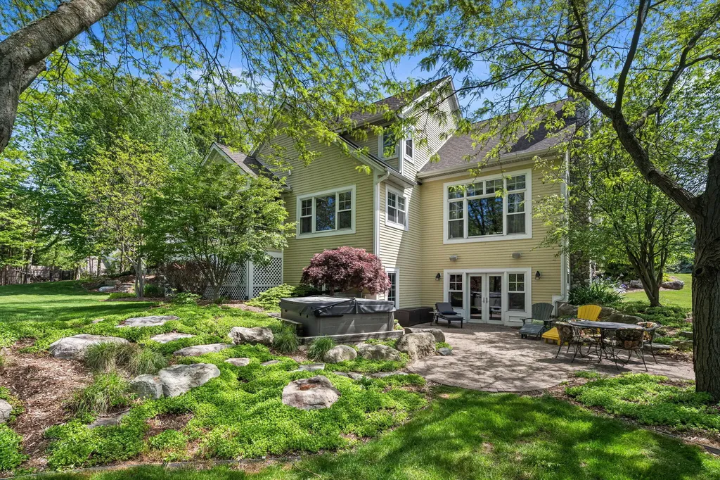 2405 Orchid Court SE Cascade Charter Township MI 49301