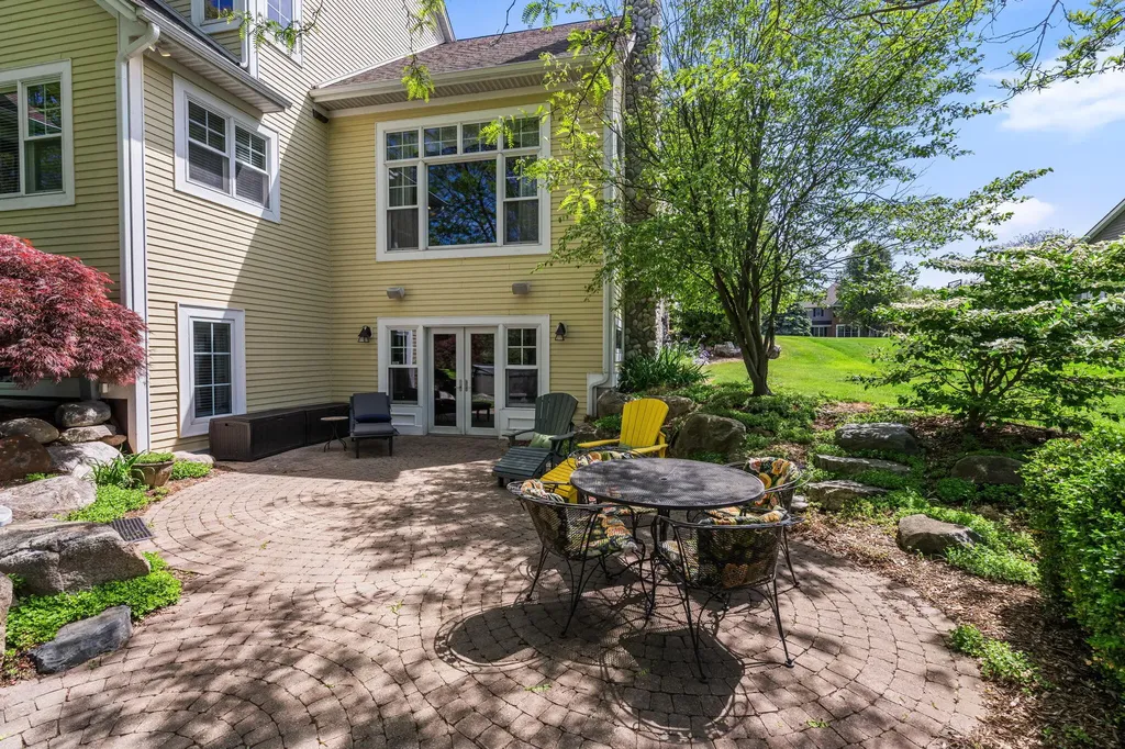 2405 Orchid Court SE Cascade Charter Township MI 49301
