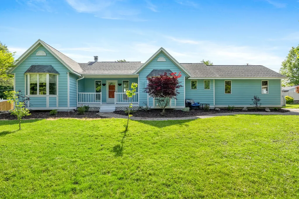 271 Glendale Avenue Holland City MI 49423