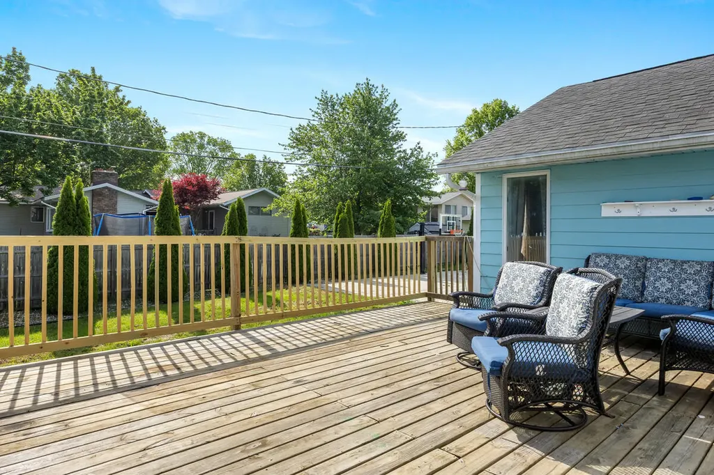 271 Glendale Avenue Holland City MI 49423