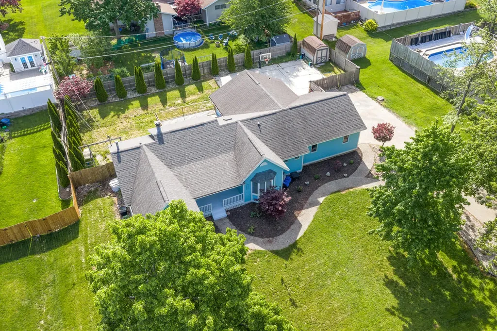 271 Glendale Avenue Holland City MI 49423