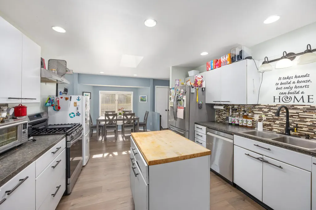 271 Glendale Avenue Holland City MI 49423