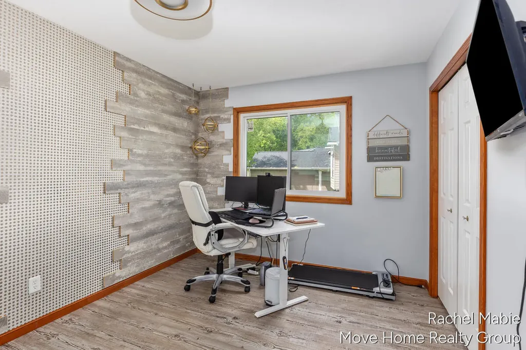 3828 Giddings Avenue SE Grand Rapids City MI 49508