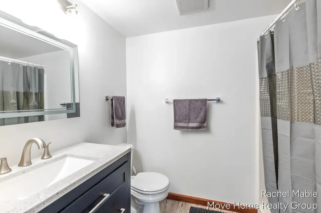 3828 Giddings Avenue SE Grand Rapids City MI 49508