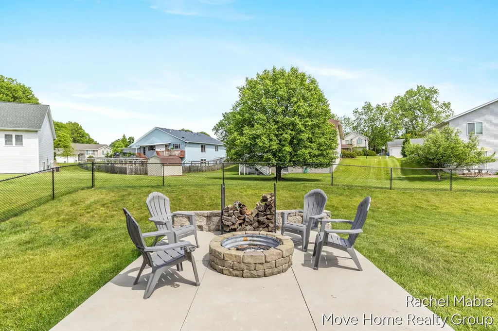 3828 Giddings Avenue SE Grand Rapids City MI 49508