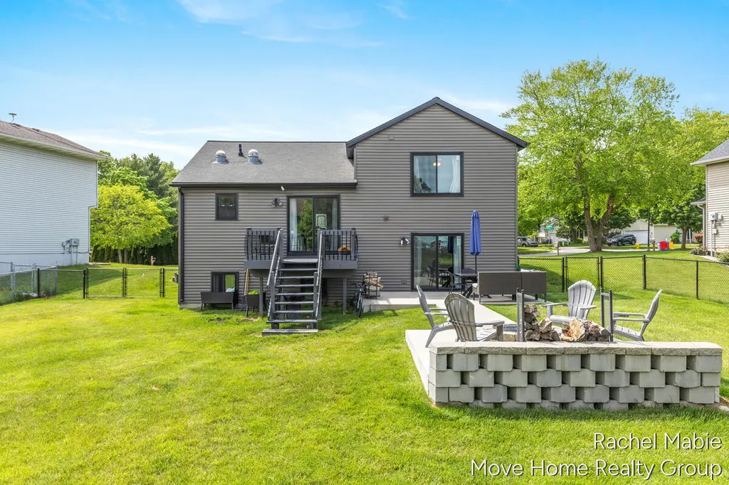 3828 Giddings Avenue SE Grand Rapids City MI 49508