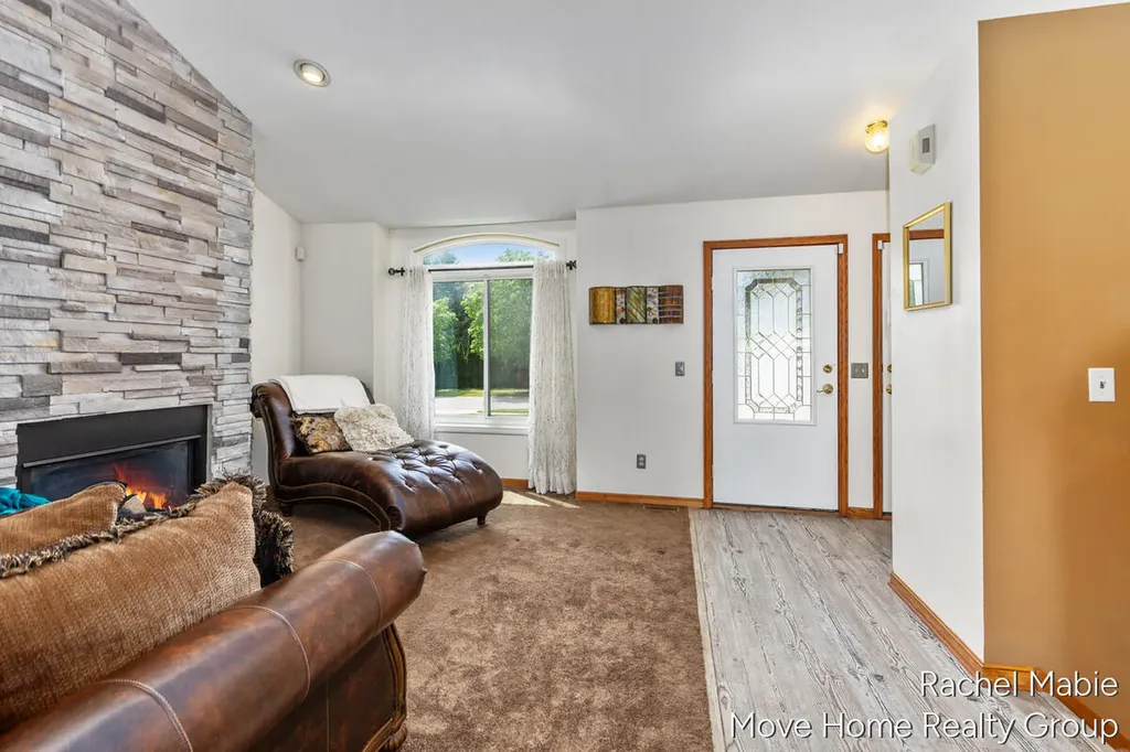 3828 Giddings Avenue SE Grand Rapids City MI 49508
