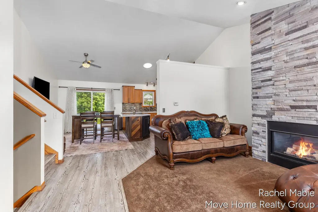 3828 Giddings Avenue SE Grand Rapids City MI 49508
