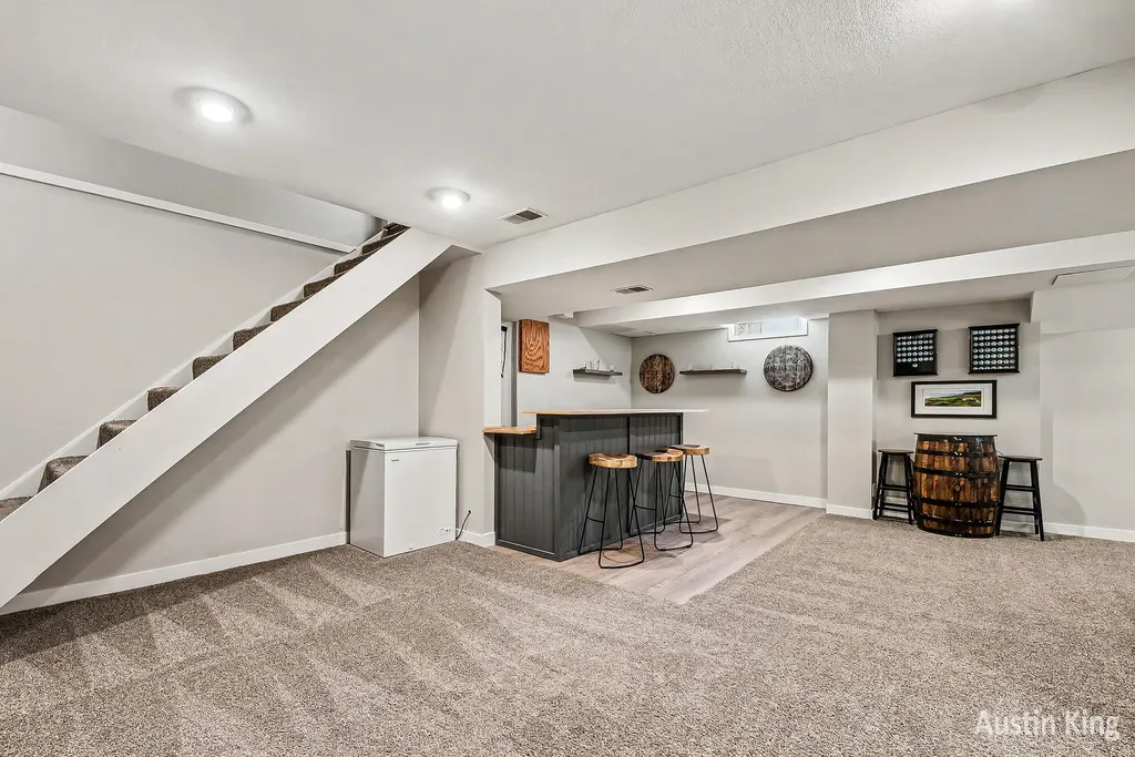 2182 Jamestown Drive SE Kentwood City MI 49508