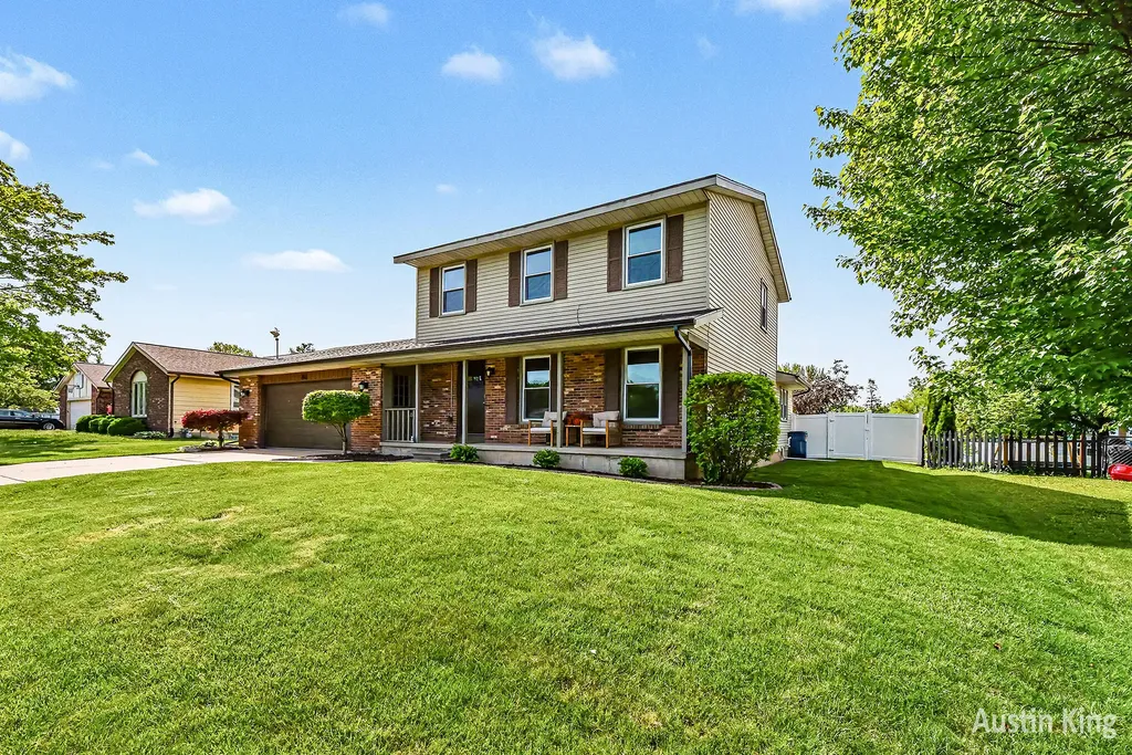 2182 Jamestown Drive SE Kentwood City MI 49508