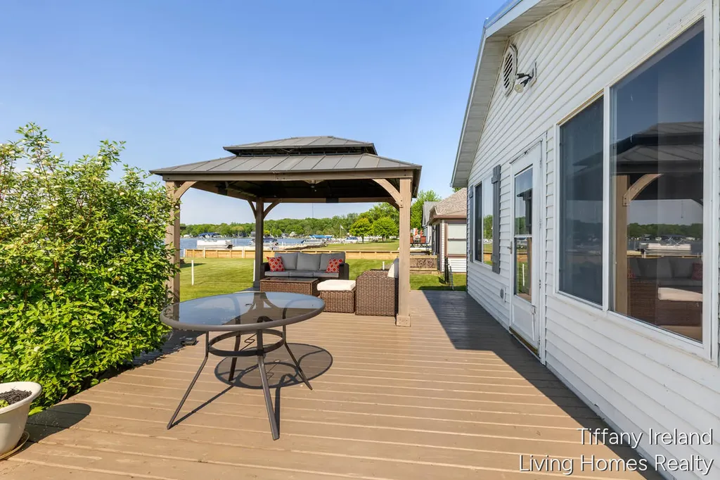 1996 Shore Drive Orleans Township MI 48865