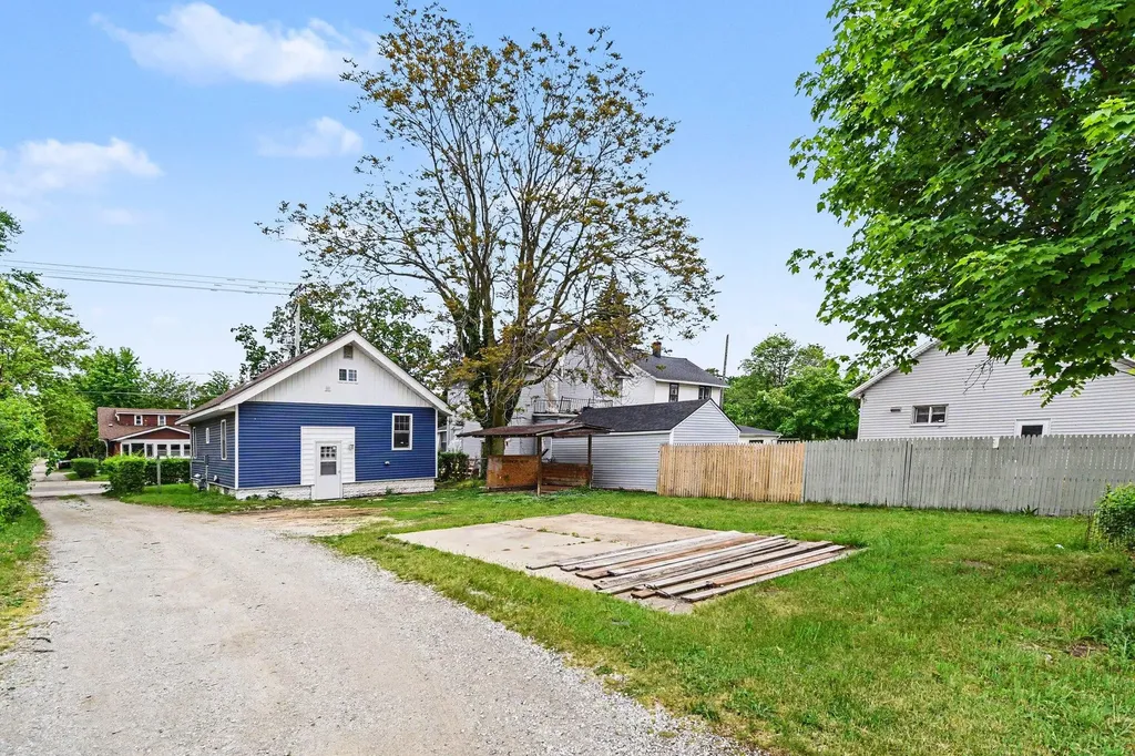 846 Evergreen Street SE Grand Rapids City MI 49507