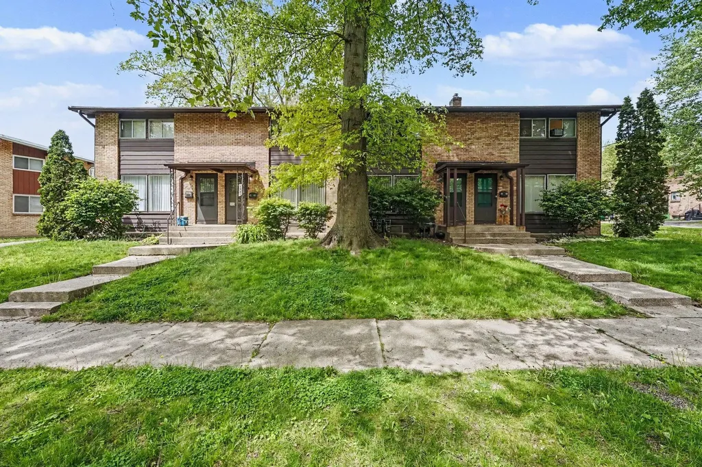1336 Northfield Avenue NE Grand Rapids City MI 49505