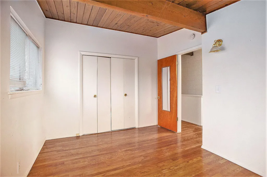 1238 Northfield Avenue NE Grand Rapids City MI 49505